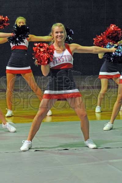 8-28 WA Pep Rally 173.JPG - SCRIVENER D300